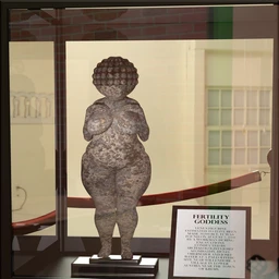 VYK Fertility Goddess & Shaders for Genesis 8 Female